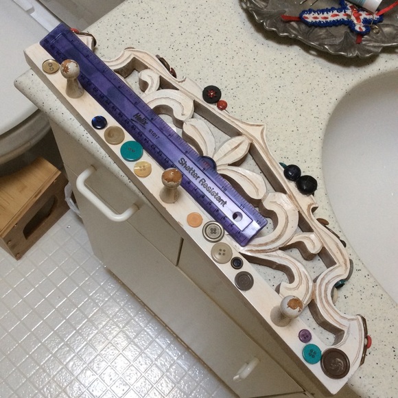 Wood Handmade Coat Hook Button peg Hanger - Picture 10 of 11